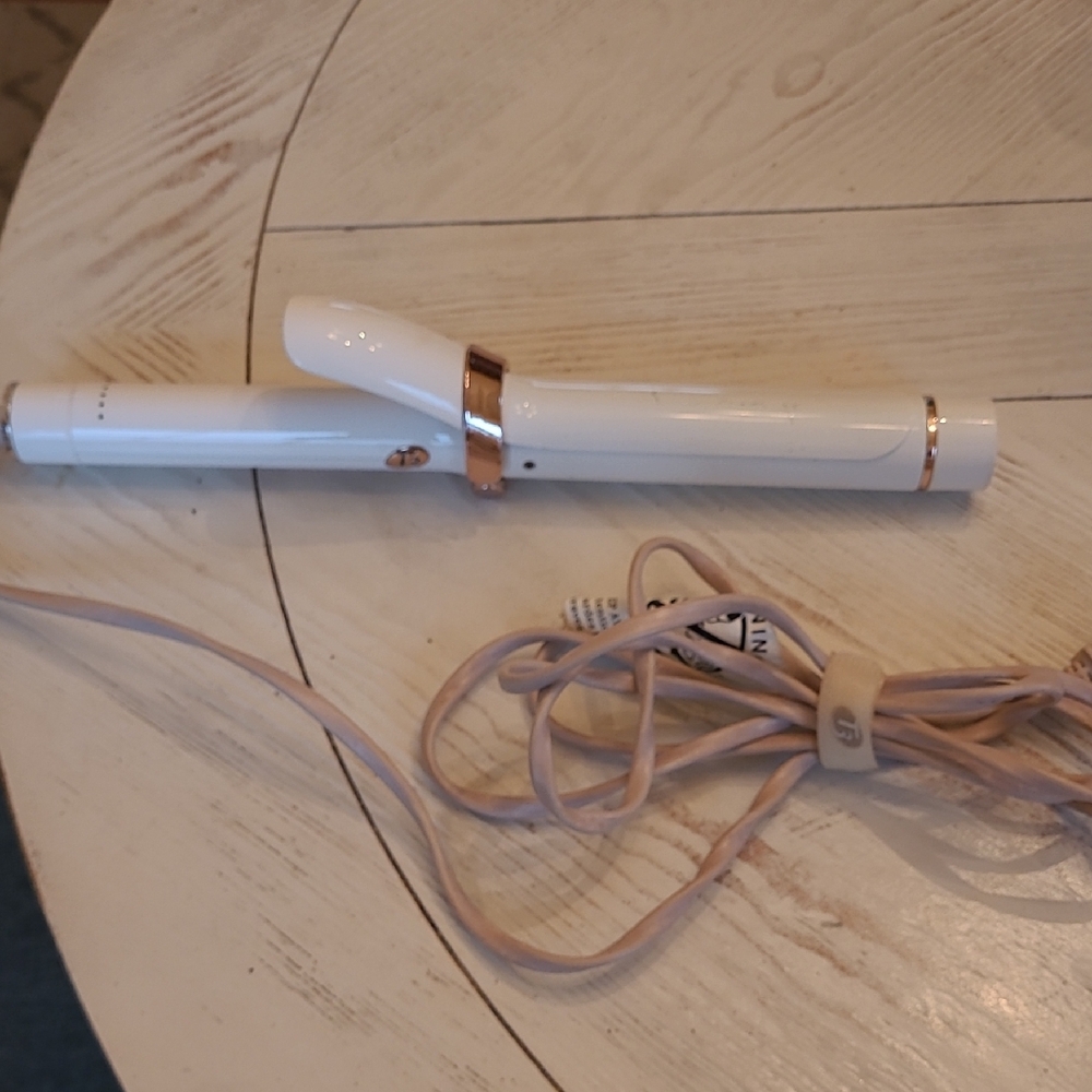T3 1 Inch Curling Iron